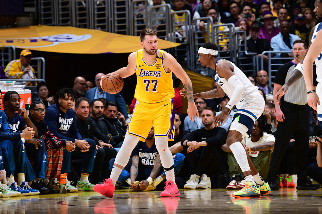 Lakers G2 comeback! Take the initiative in the three-day transformation and comeback series